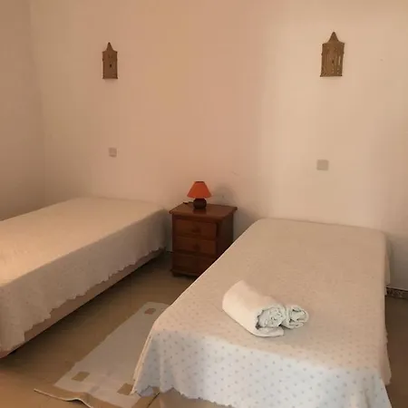 Natalia - Great Pool Area Short Walk To Coelho Beach - Perfect For Families *